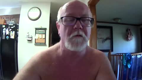 Snapshot of pussylover1365 chatting on September 17, 9:18 pm pussylover1365 online show from September 17, 9:18 pm