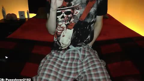 pussylover2182 online show from December 16, 4:30 am
