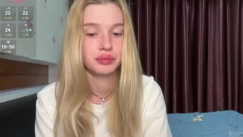 Lina online show from April 12, 12:42 pm