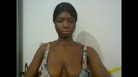 Snapshot of pweedy_ora chatting on September 22, 9:19 pm ora online show from September 22, 9:19 pm