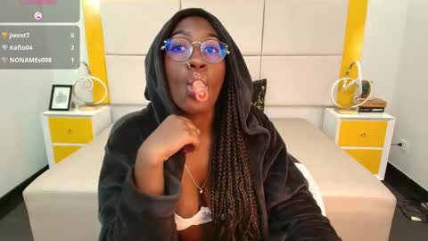 Snapshot of qeen_blackk chatting on September 27, 11:57 pm Shekoni Schedule 700 - 1400 gtm-5 online show from September 27, 11:57 pm
