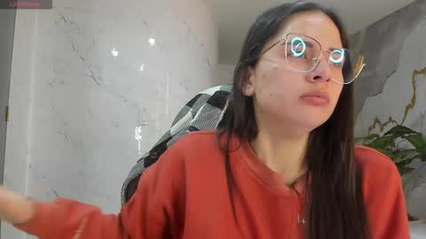 Qetsyah online show from February 13, 1:58 pm