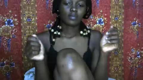 queen_banice online show from October 23, 7:15 pm