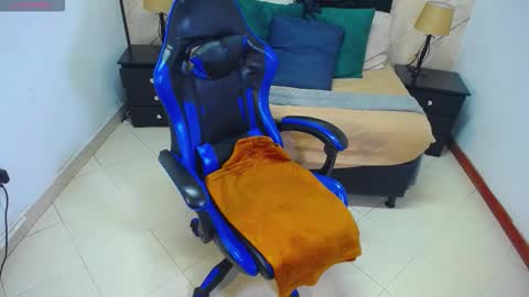 Queen online show from March 20, 6:07 am