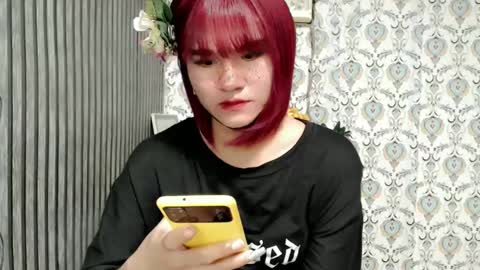 Snapshot of queen_elicktra chatting on March 5, 3:18 pm JOY online show from March 5, 3:18 pm