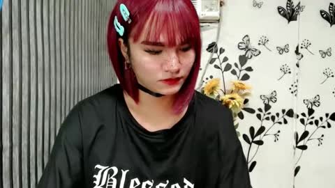 Snapshot of queen_elicktra chatting on February 15, 5:51 am JOY online show from February 15, 5:51 am
