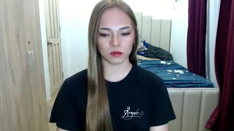 shawny online show from March 11, 3:53 am