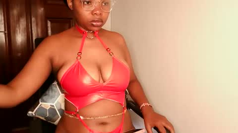 queen_joy123 online show from February 12, 9:46 am