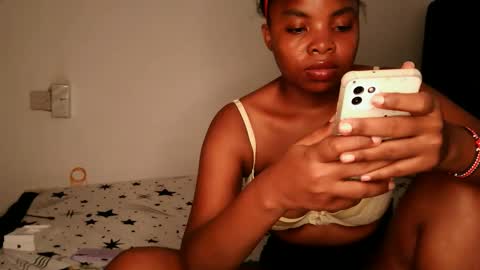 queen_joy123 online show from November 22, 4:44 am