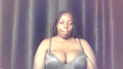 QUEEN online show from February 15, 5:32 am