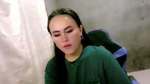 queen_mj_xoxoxo online show from April 16, 9:31 am