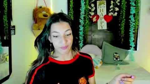 queen_natttyy online show from March 12, 2:43 pm