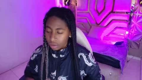   online show from February 25, 12:09 pm