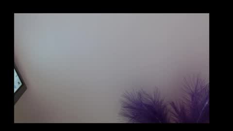 Queen Rosee  online show from February 6, 1:09 am