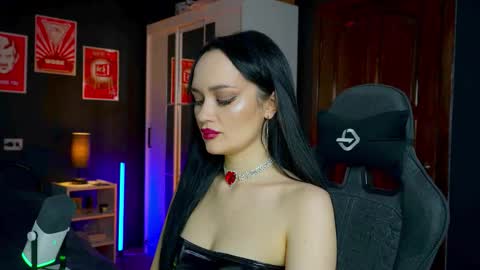 Your world and the universe Aliss online show from November 28, 3:58 am