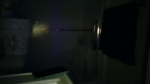 queenbee6269 online show from December 6, 7:15 am