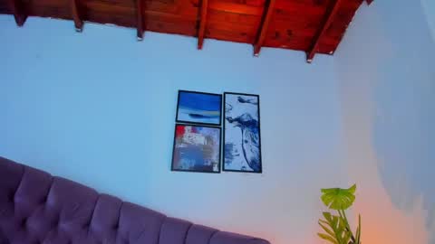 Queen online show from March 12, 1:14 am