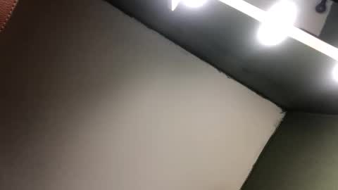 queenkitty477 online show from December 22, 9:10 pm