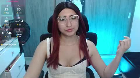 Snapshot of queenlilith_paradise chatting on October 10, 11:09 pm Queenlilith online show from October 10, 11:09 pm