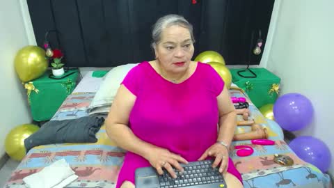 VickyBoobss online show from March 19, 7:41 pm