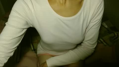 queenoftenderness online show from October 7, 6:37 pm