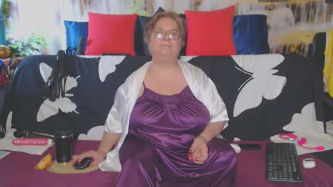 QueenPammy online show from March 17, 8:19 am