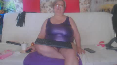 QueenPammy online show from October 10, 1:17 pm