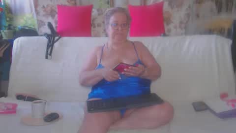 QueenPammy online show from September 21, 7:45 am