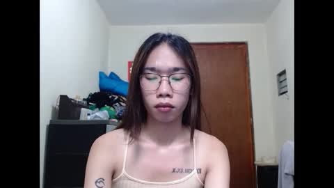 Snapshot of queenpaulaxx chatting on October 10, 2:39 am Paula watson online show from October 10, 2:39 am