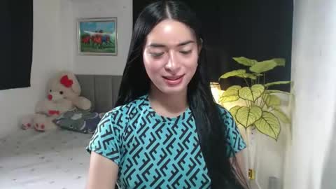 QueenPinay69 online show from October 9, 5:13 am