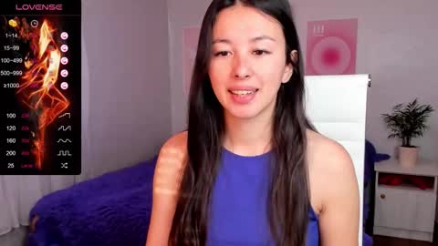 Snapshot of queitsharm_ chatting on September 23, 5:12 am Anna online show from September 23, 5:12 am