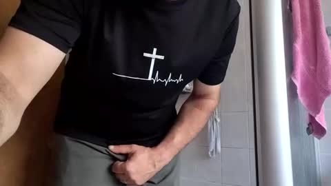 quintinvw0011 online show from February 5, 10:08 am