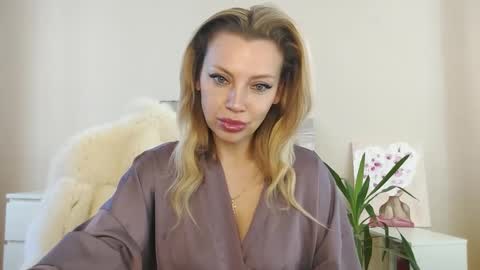 qurli24 online show from March 9, 11:25 am