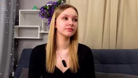 Alice online show from February 24, 1:14 pm