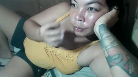 chubby milf online show from January 3, 10:51 pm