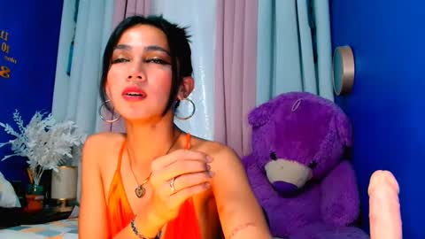 Rachel cummer online show from February 15, 7:50 pm