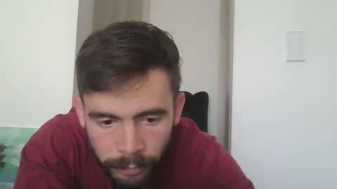 Snapshot of ragnor_vex chatting on January 19, 10:06 pm Ragnor vex online show from January 19, 10:06 pm