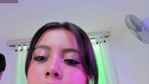 raider and roxie online show from November 6, 1:58 pm