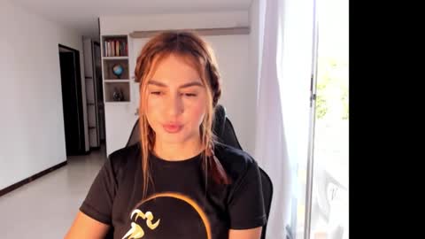 Jennyindependent model . online show from September 15, 8:54 pm