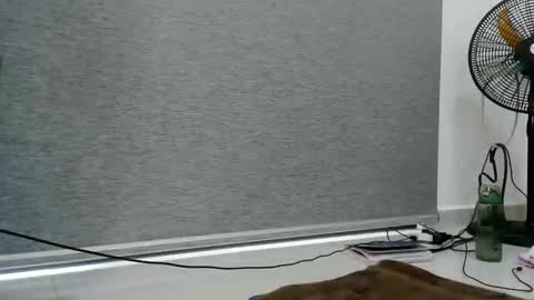 Yembo Luv online show from September 26, 2:25 pm