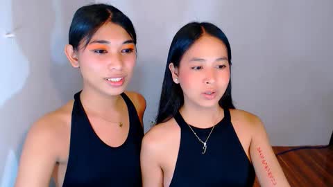 raindrizzle1706 online show from November 27, 7:43 pm