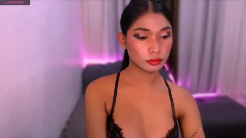 raindrizzle1706 online show from February 28, 5:55 am