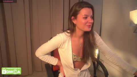 Snapshot of rainevi chatting on September 29, 4:28 pm Darcy online show from September 29, 4:28 pm