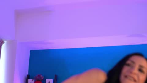 RaisaVawn online show from December 20, 7:26 am