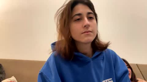 Ray Ray online show from February 18, 4:48 am