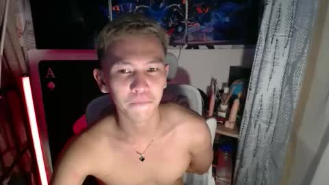 ralfhuge24 online show from April 7, 10:06 am