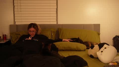 Rami online show from February 18, 7:54 am