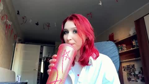 Cindy online show from March 30, 2:39 pm