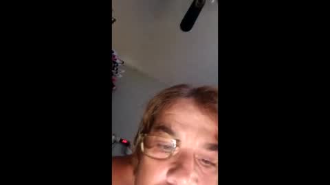 Snapshot of randallcody15 chatting on October 12, 4:21 pm randallcody15 online show from October 12, 4:21 pm