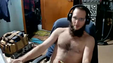 Snapshot of randalltotazz chatting on October 3, 4:32 am Randall online show from October 3, 4:32 am